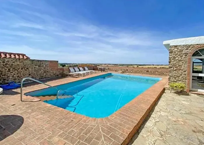 Cozy Home In Conil De La Frontera With Wifi